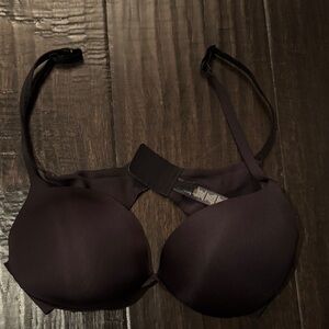 Skims Ultimate Bra teardrop push-up Bra in onyx color 34C